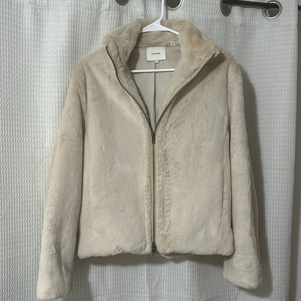 Vince size medium cream faux fur plush jacket